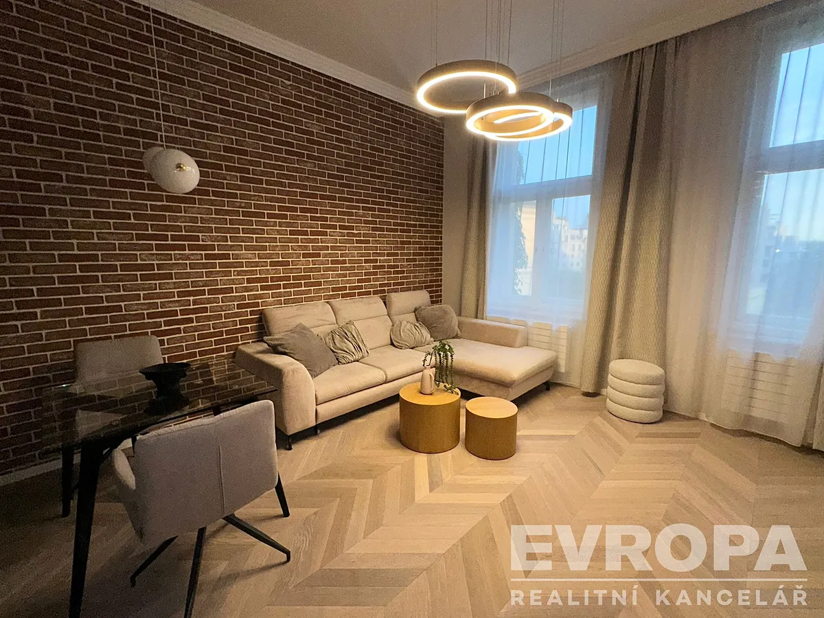 Pronájem bytu 2+kk 55 m²